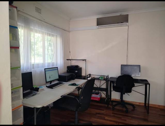4 BEDROOM HOUSE FOR SALE IN BLUFF